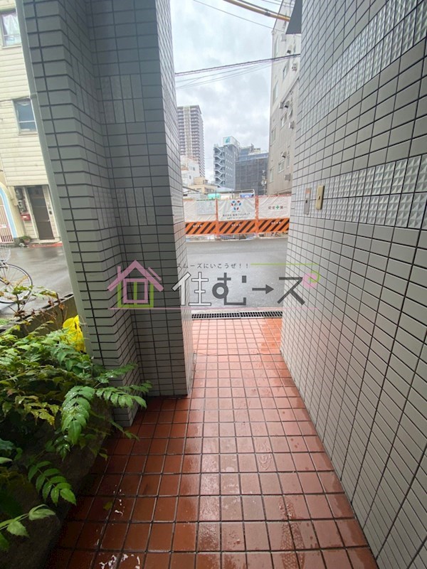 LBアパートメント ロビー