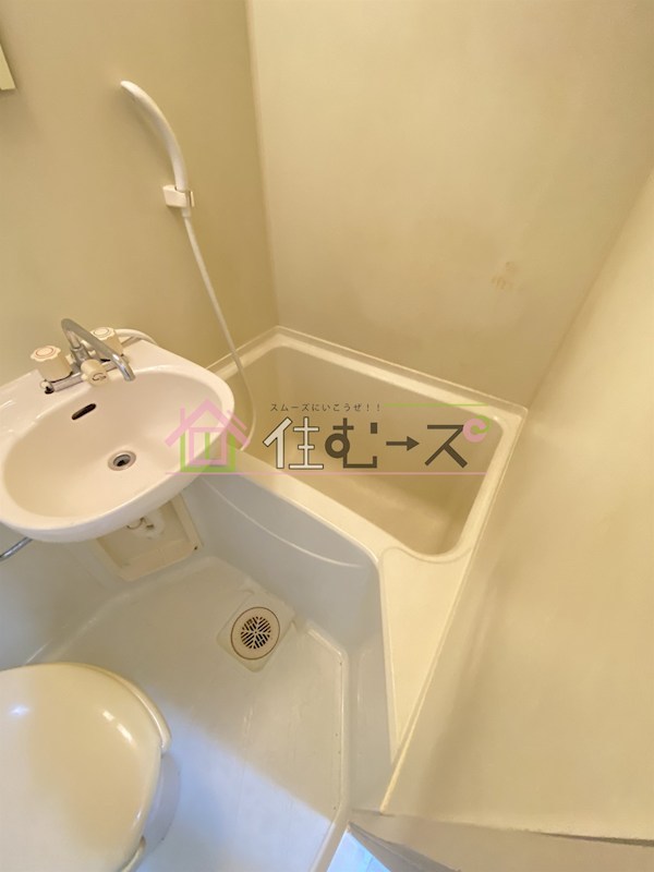 スチューデント平野 風呂画像