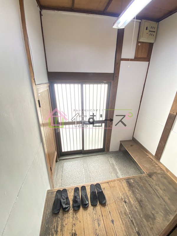 福島6丁目貸家 玄関