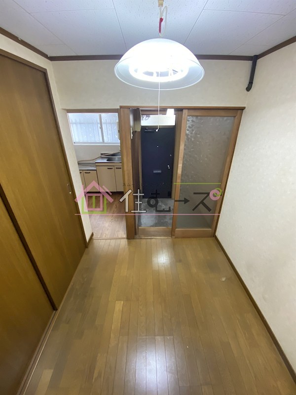 鷺洲4丁目戸建て リビング