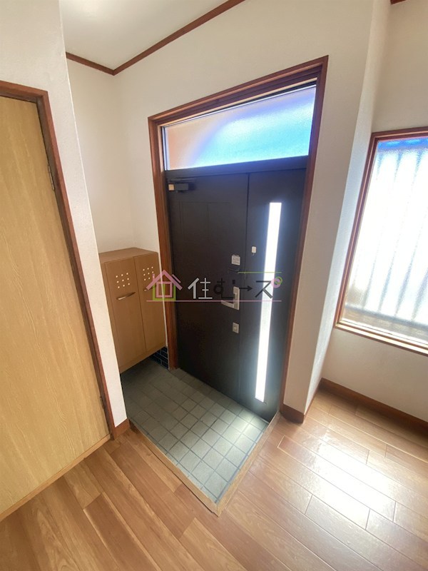 J-012 都島南通2丁目戸建 玄関