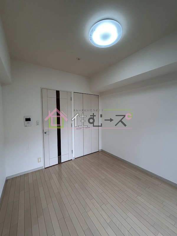 プレサンス上町台東平 リビング