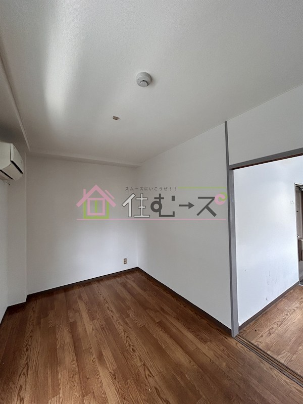 TSC烏ヶ辻マンション リビング