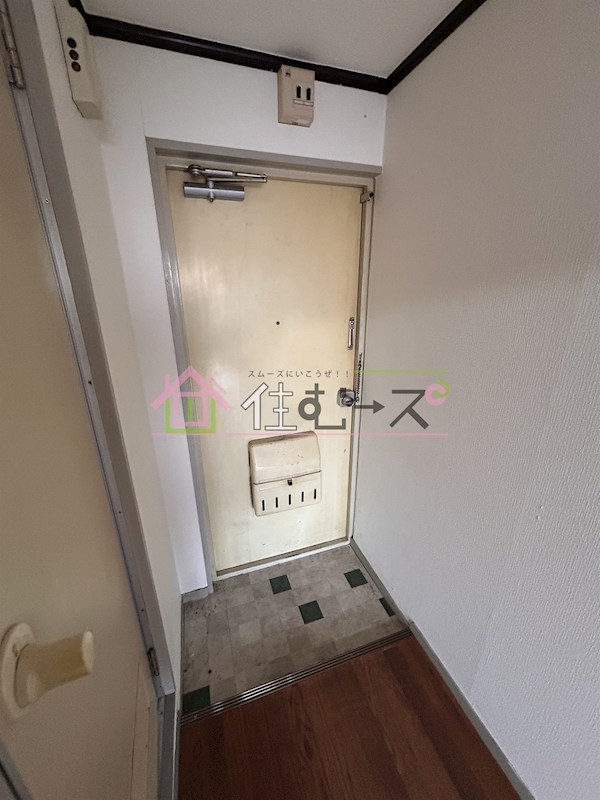 ブライトゾーン南堀江 玄関