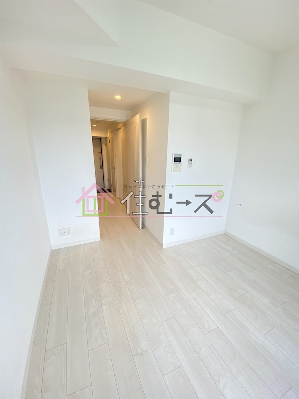 セオリー夕陽丘DOOR リビング