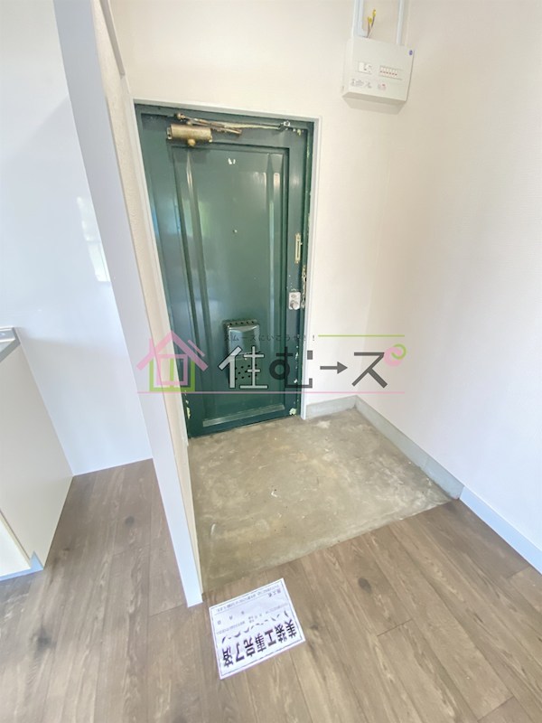 マンションなぎさ 玄関