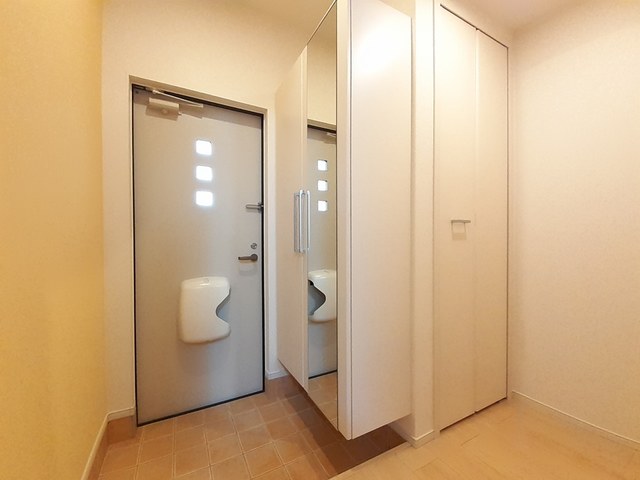 サンフォレストＮ 玄関