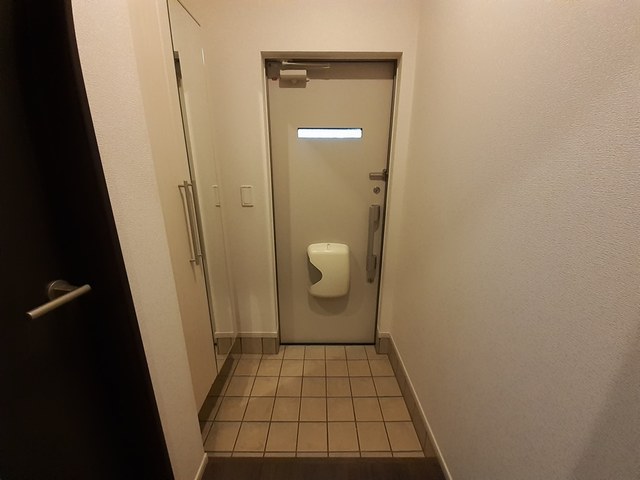 スペリオール門真南 玄関