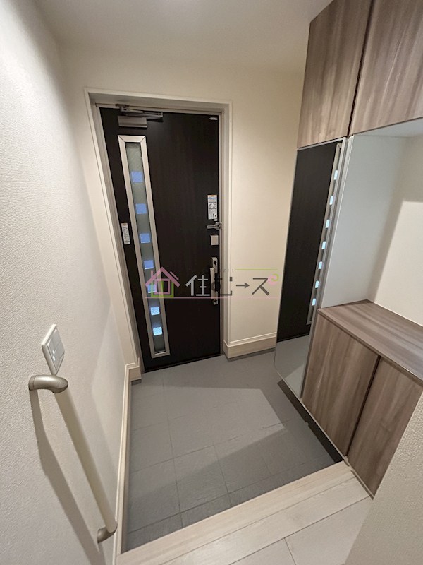 東成区大今里1丁目戸建 玄関