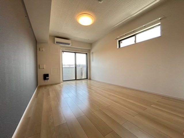 ヒカルサ枚方村野高見台 リビング