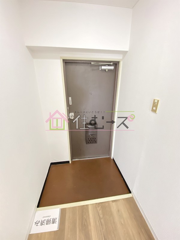 第二長吉コーポ 玄関