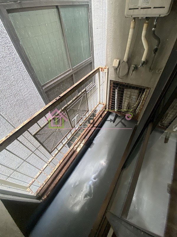 キングスアベニュー流町B棟 ベランダ