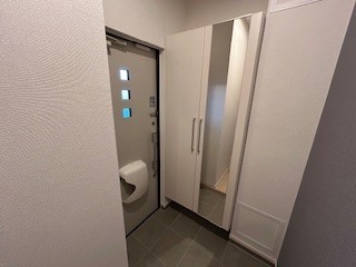 リバーサイドシトラス 玄関