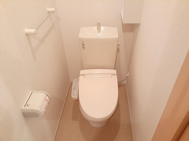 クリスタル　ヒルズ トイレ