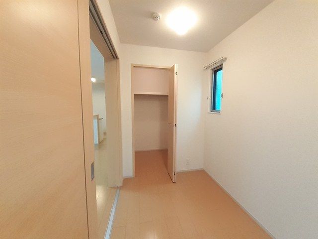 クリスタル　ヒルズ 収納