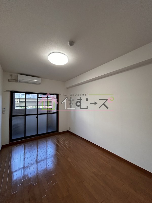 プレサンス新大阪 ベッドルーム