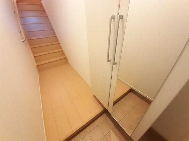 アミティエ 玄関