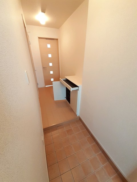 シーサイドナカノ 玄関