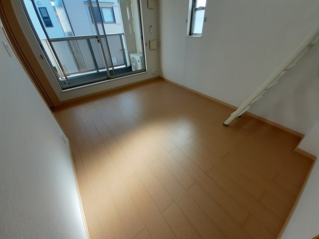 リープライツ リビング