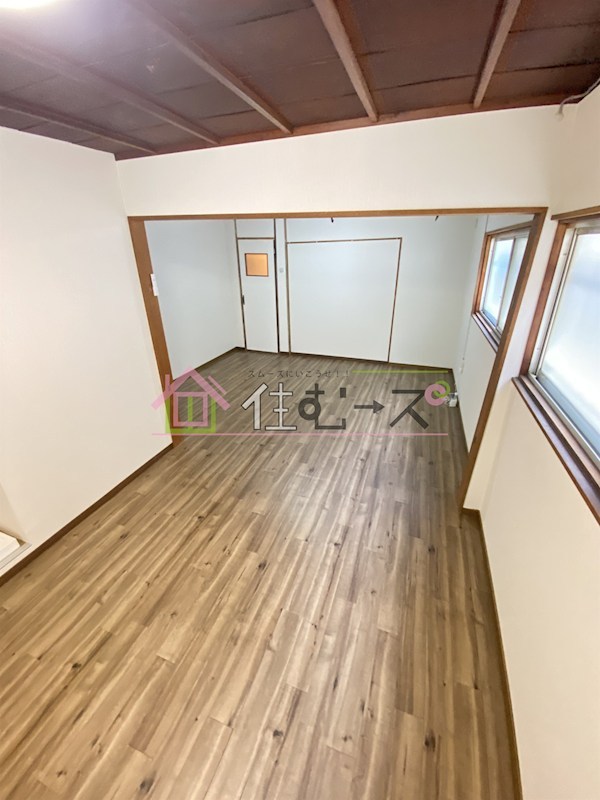 伝法5丁目戸建 リビング