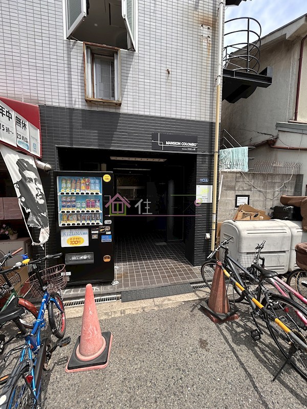 マンションコロンボ エントランス