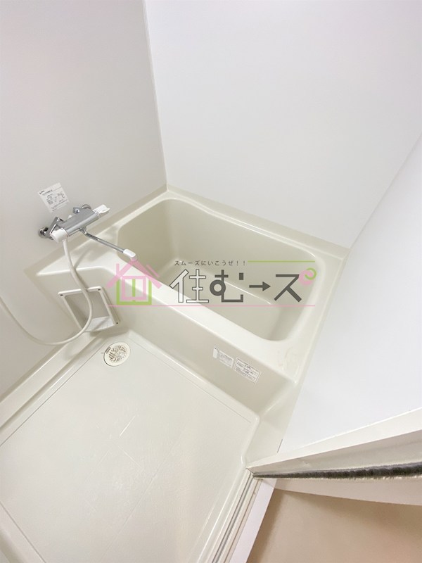 セレニテ本町Roji02 風呂画像