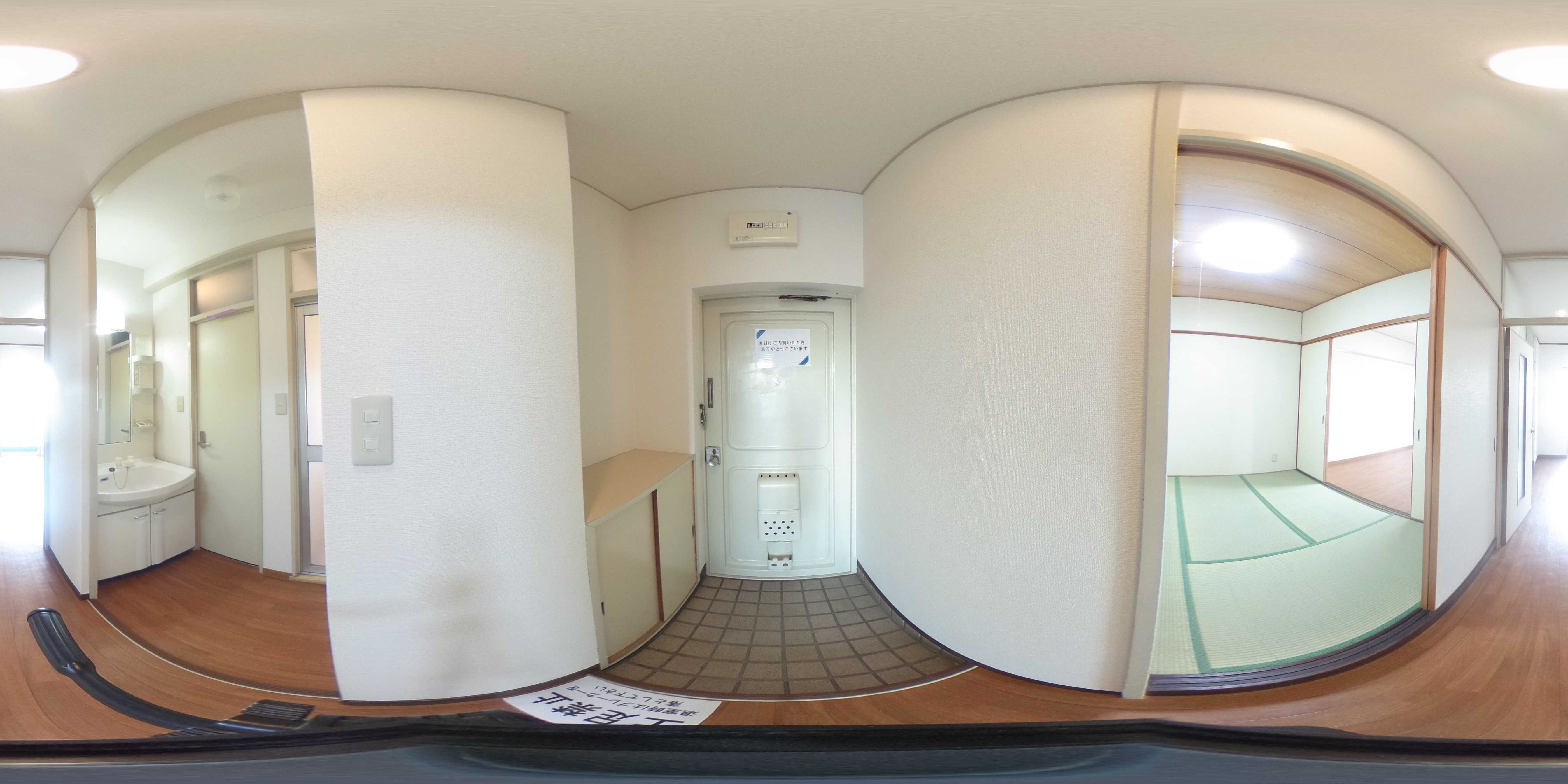 グランドハイツ北 玄関