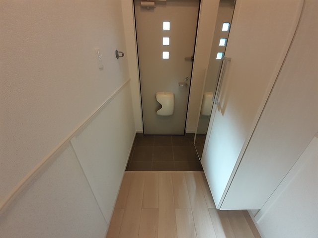 ハーモニアス　オーブ 玄関