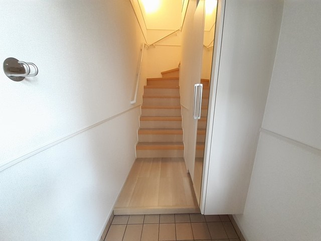 スカースデール　Ⅲ 玄関