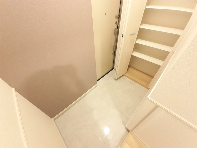 サニーレジデンス高槻本町 玄関
