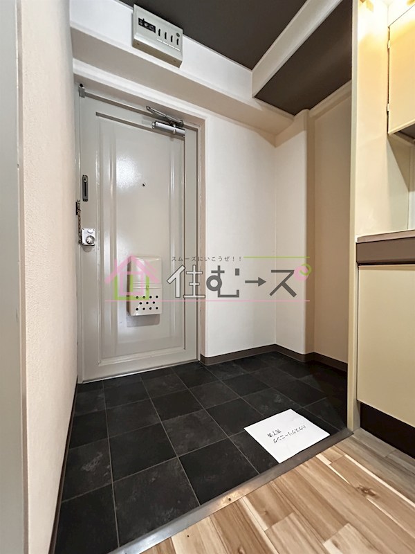 ハイム淡路 玄関