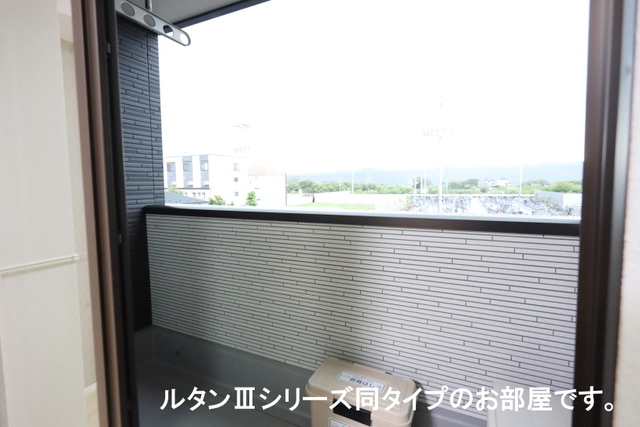 ソレアード　コート ベランダ
