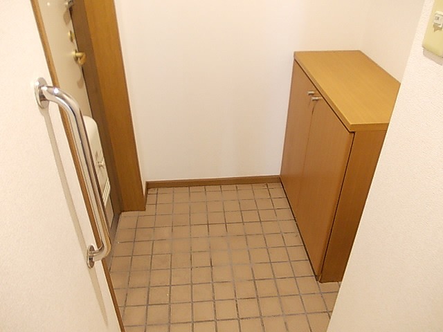 エンブレス 玄関