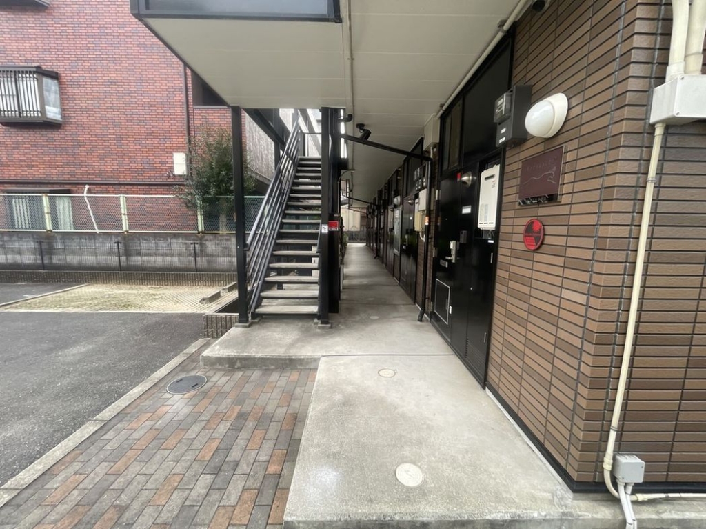 レオパレスネスト中百舌鳥 その他