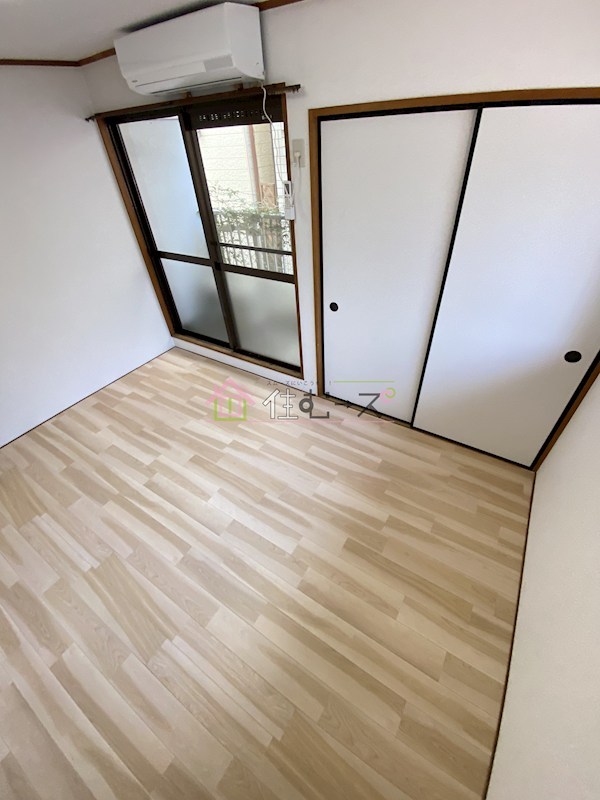 ロイヤル正覚寺 ベッドルーム