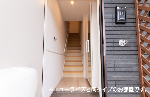 ラ・グラース 玄関