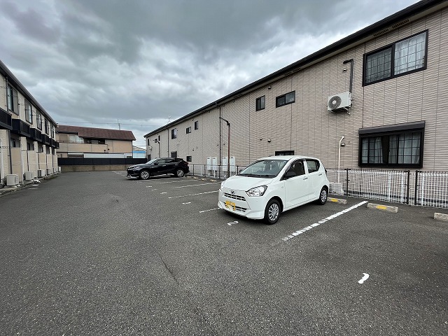 レオパレスコスモス その他