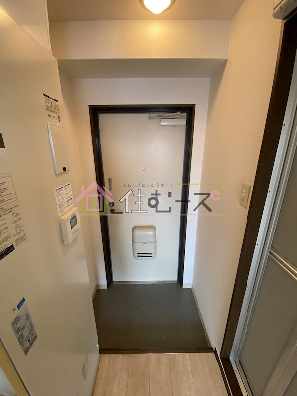 エムロード蒲生 玄関