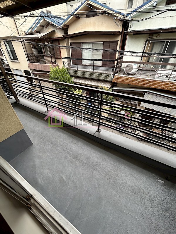 大領戸建て ベランダ