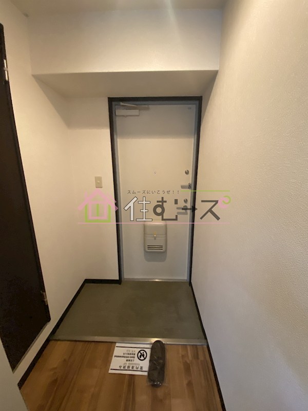 レジデンス鷺洲 玄関