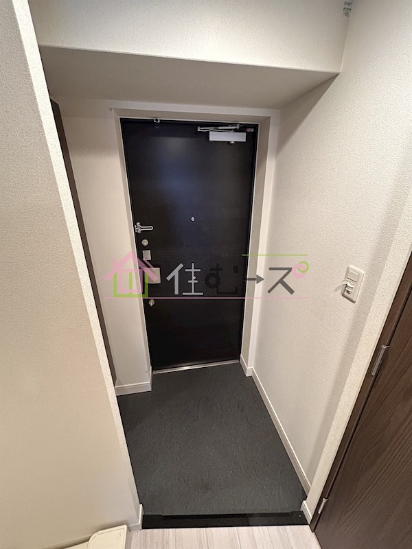 プレサンスOSAKA DOMECITYビーツ 玄関