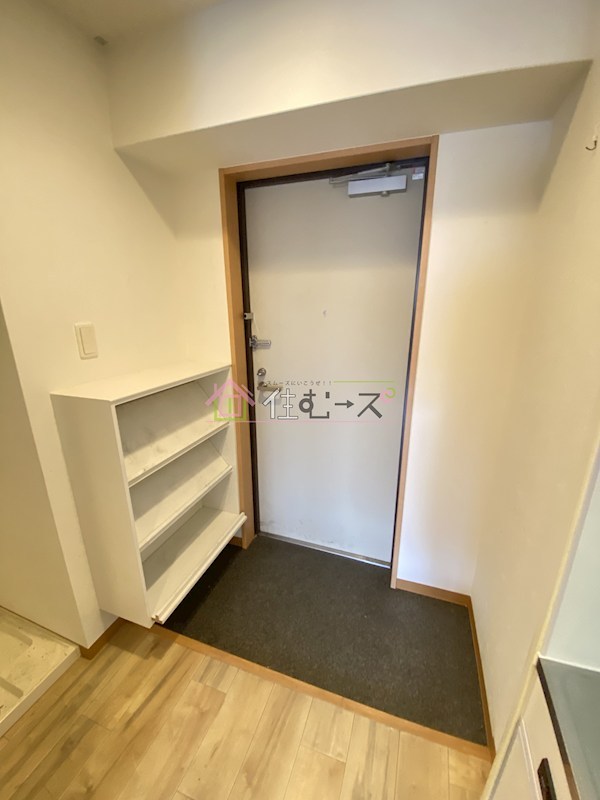 グランパシフィック花園北 玄関