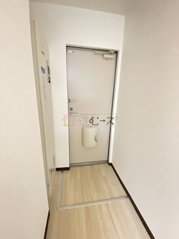 パインリーフ天下茶屋 玄関