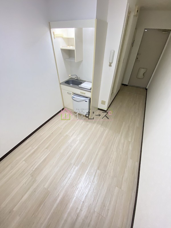 パインリーフ天下茶屋 リビング