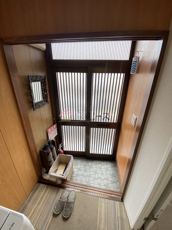 岸里東1丁目貸家 玄関