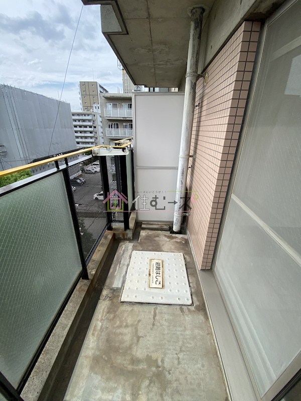プレミセス岸里 ベランダ