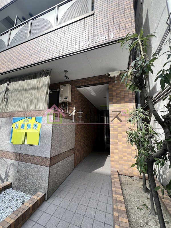 クレセール春日出2 エントランス