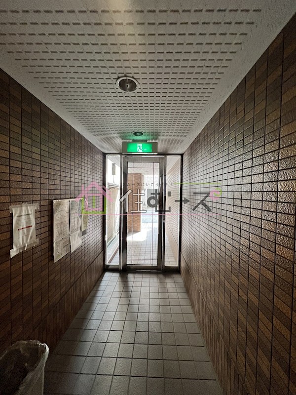 クレセール春日出2 ロビー