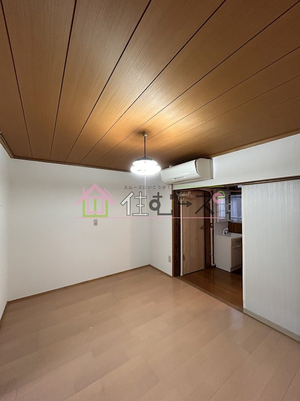 王子町3丁目貸家　 リビング