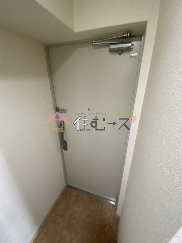 Luxe十三東 玄関
